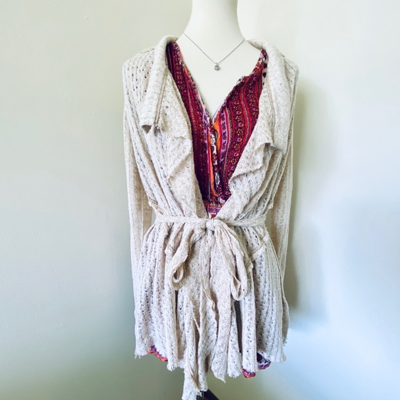 Nick & Mo Cream Lace Embroidered Sweater Cardigan - Picture 3 of 9